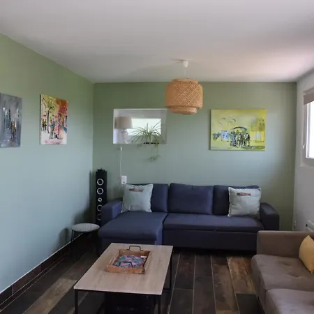 بيت للعطل Le Clos De L'angley Et Ecurie *