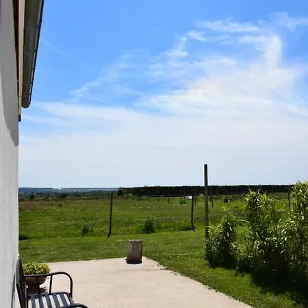 Le Clos De L'angley Et Ecurie * Caffiers